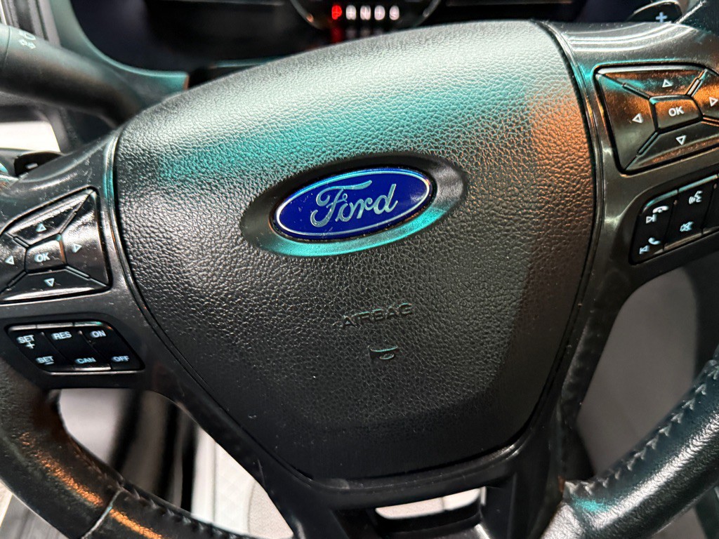 2016 Ford Explorer Image 15