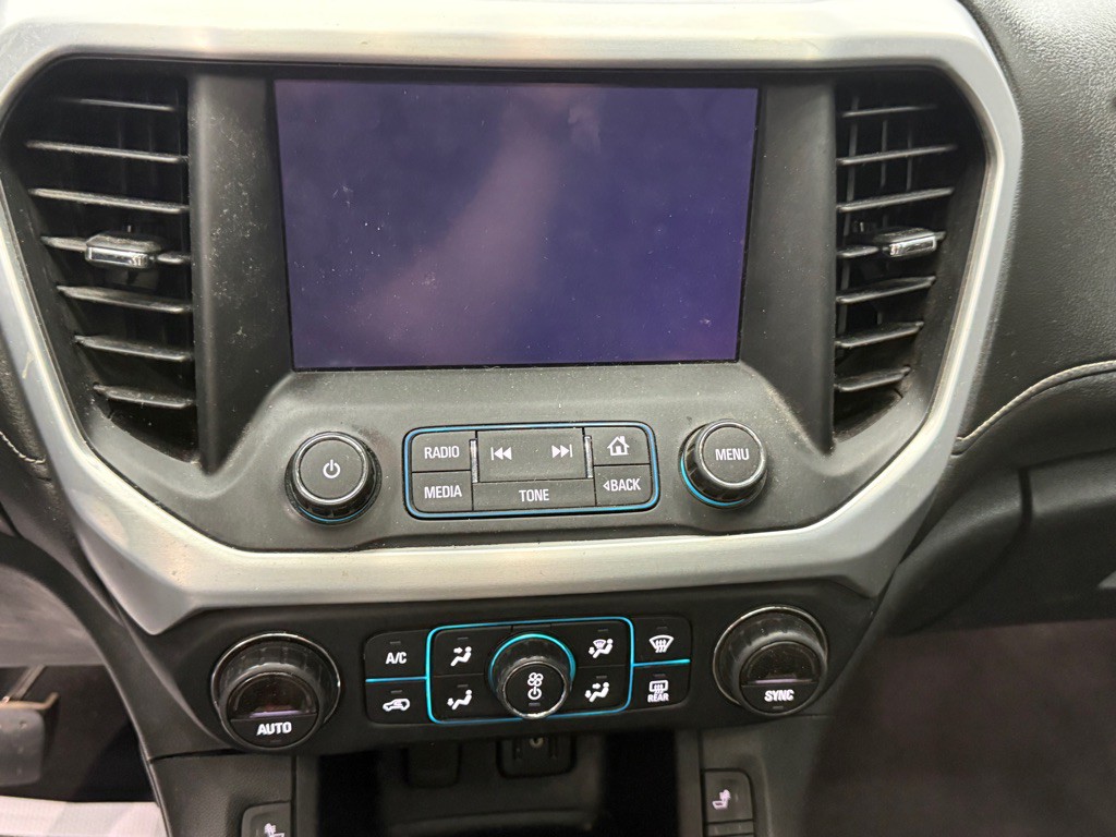 2018 GMC Acadia Image 12