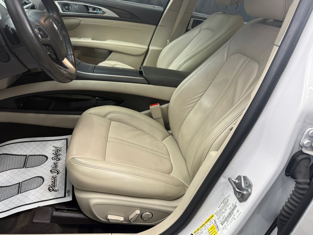 2019 Lincoln MKZ Image 8