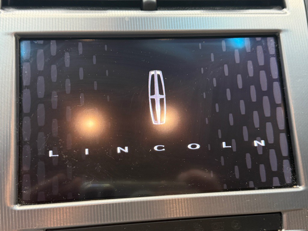 2019 Lincoln MKZ Image 10