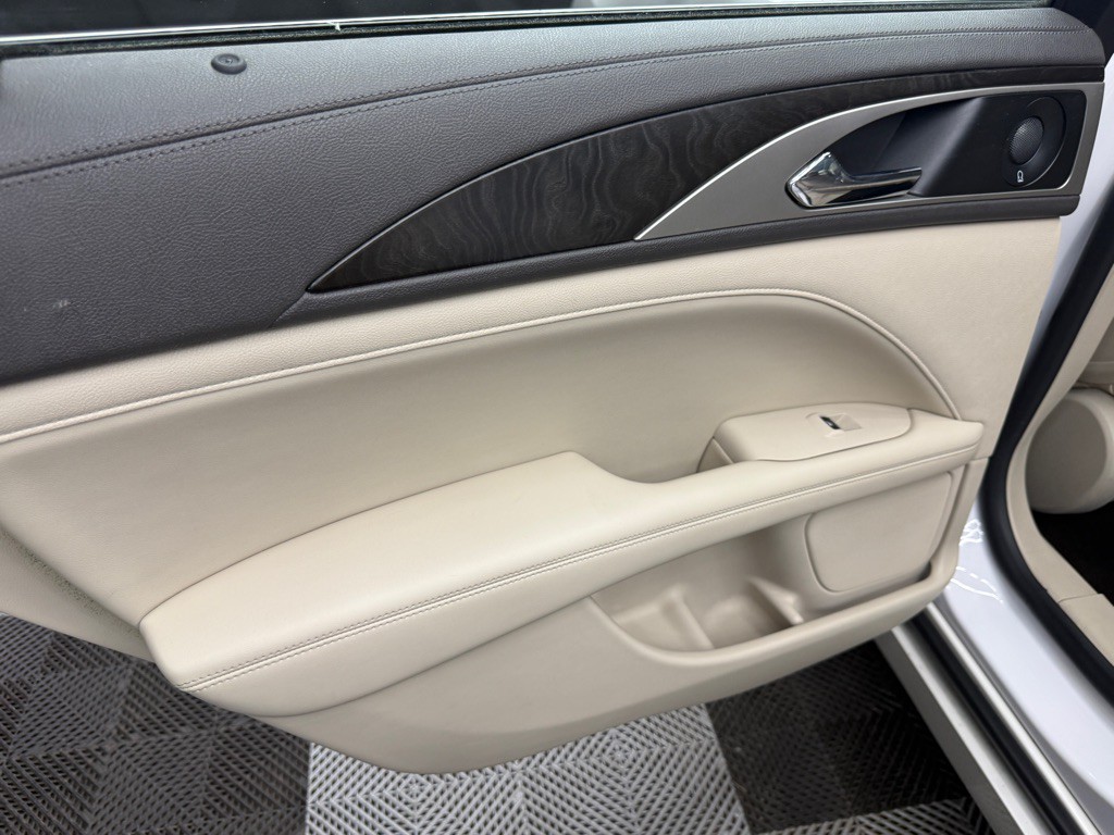 2019 Lincoln MKZ Image 14