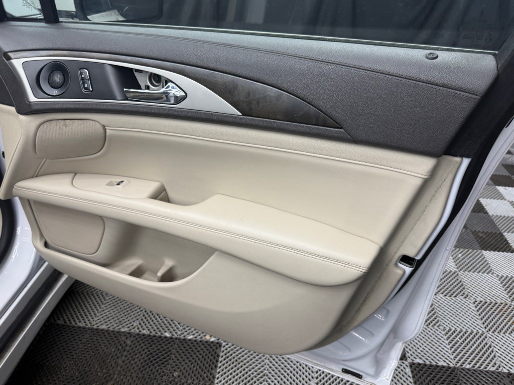 2019 Lincoln MKZ Image 17