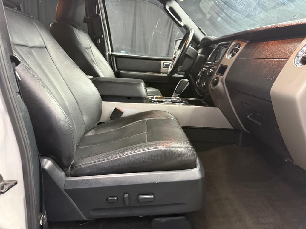 2015 Ford Expedition Image 21