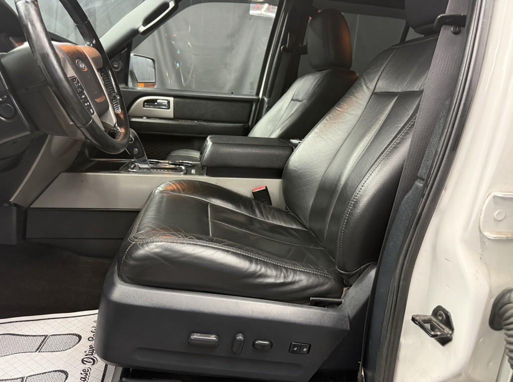 2015 Ford Expedition Image 26