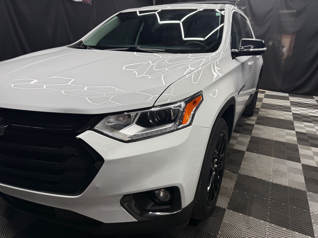 2020 Chevrolet Traverse Image 3