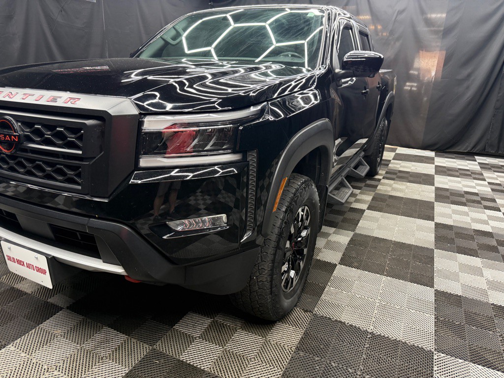 2022 Nissan Frontier Image 3