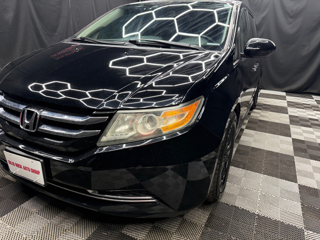 2014 Honda Odyssey Image 3