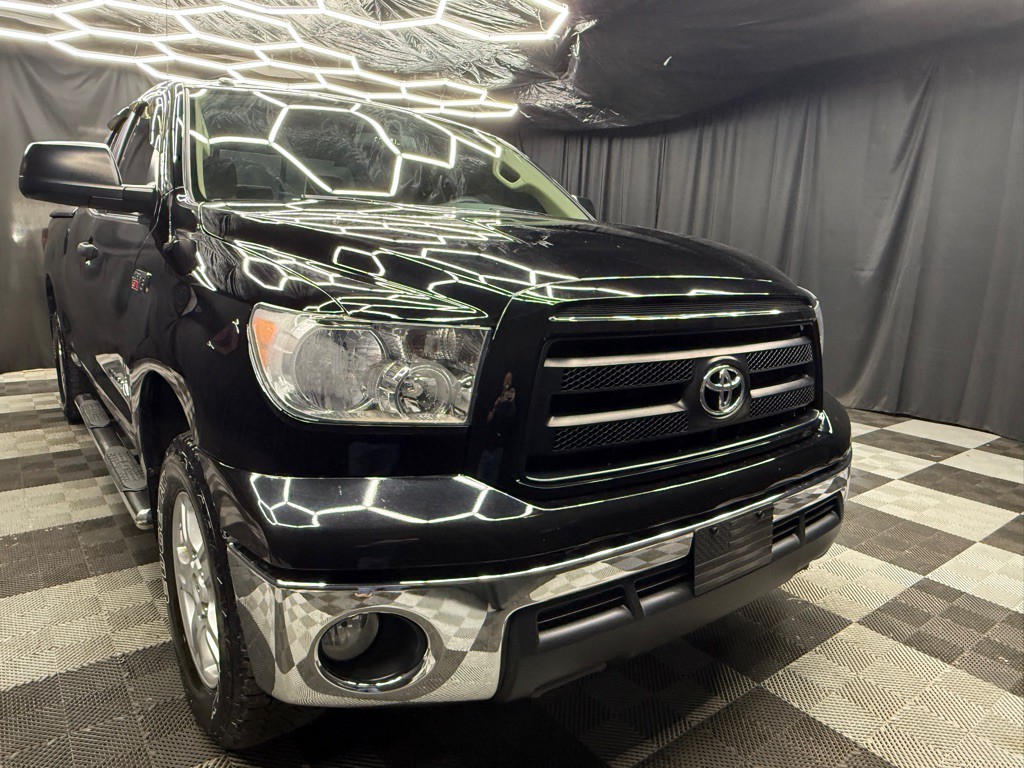 2010 Toyota Tundra Image 1