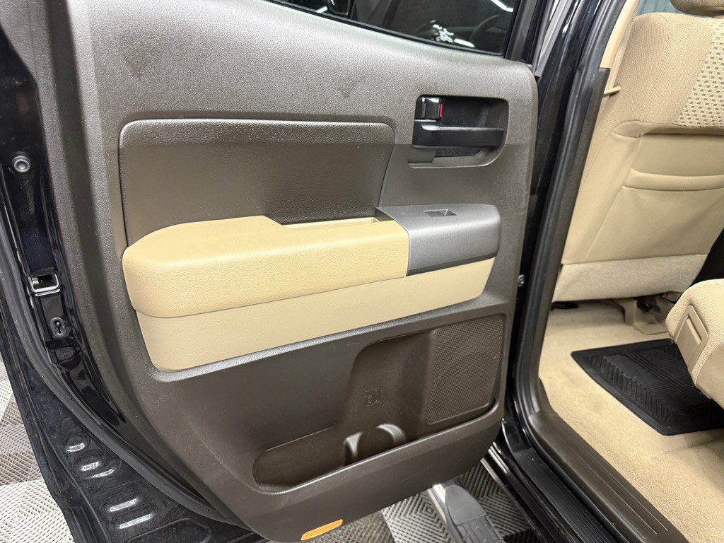 2010 Toyota Tundra Image 20