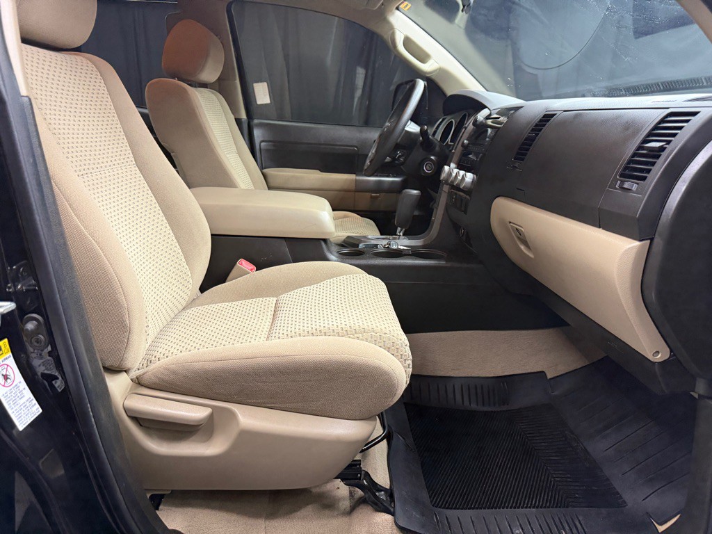 2010 Toyota Tundra Image 21
