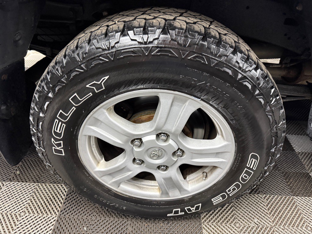 2010 Toyota Tundra Image 25