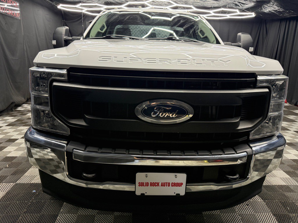 2022 Ford F-350 Image 2