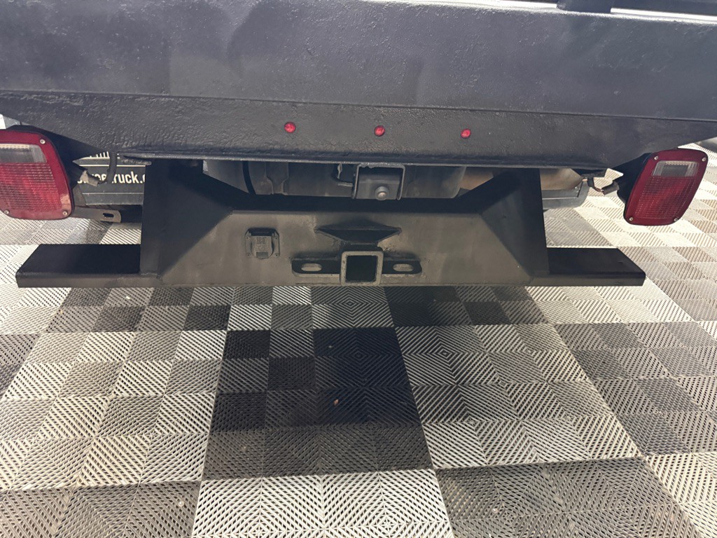 2022 Ford F-350 Image 6