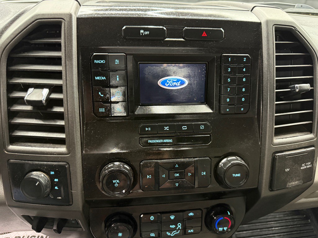 2022 Ford F-350 Image 13