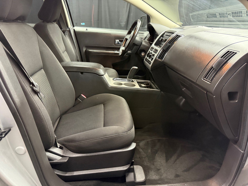 2009 Ford Edge Image 16