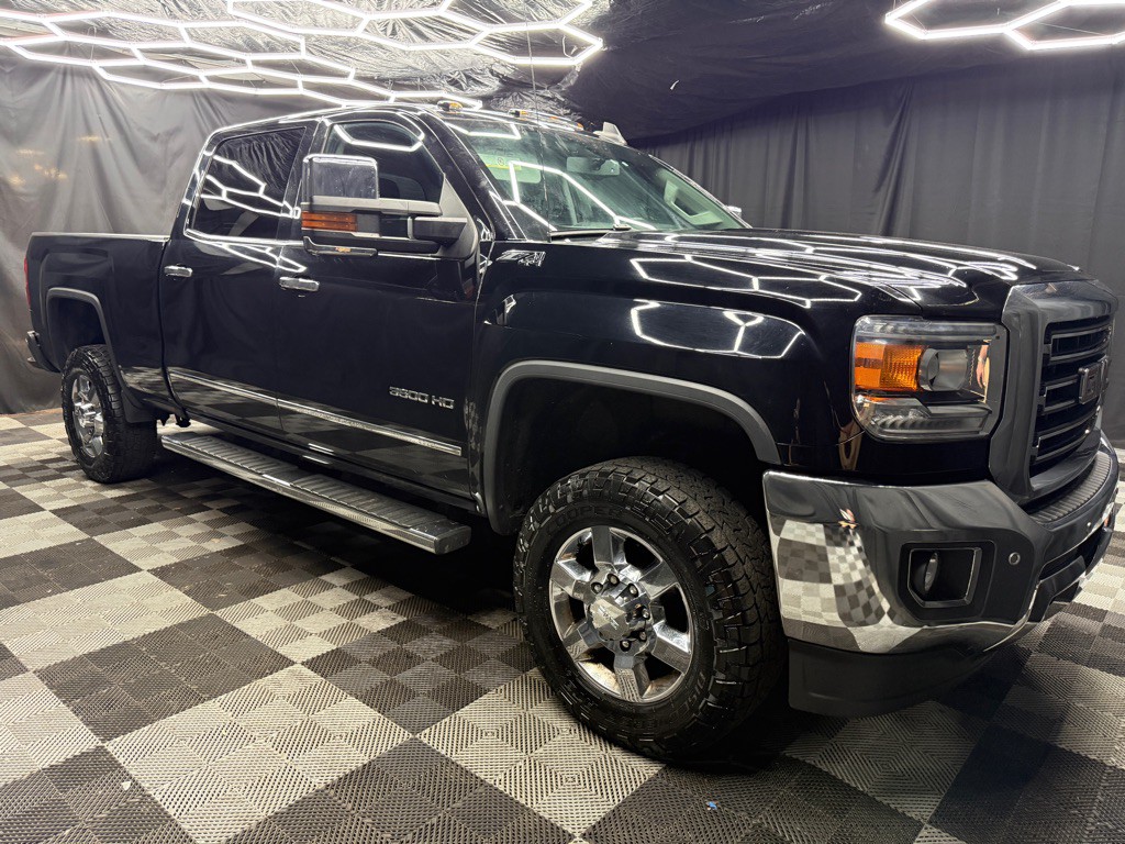 2017 GMC Sierra Image 4