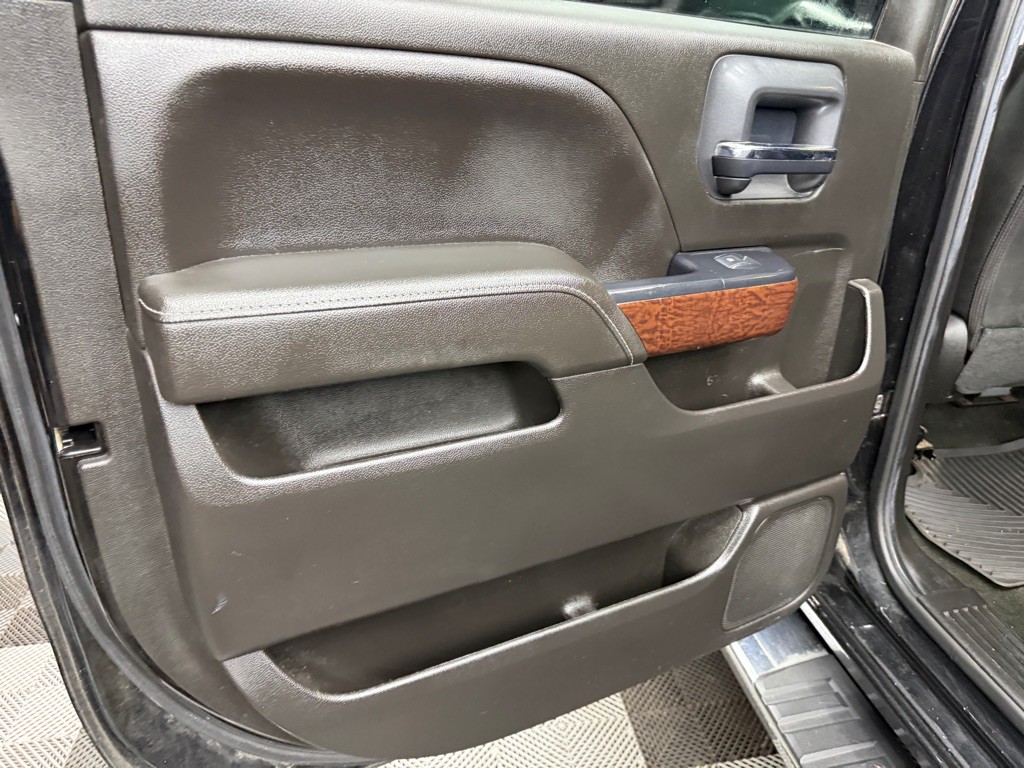 2017 GMC Sierra Image 17