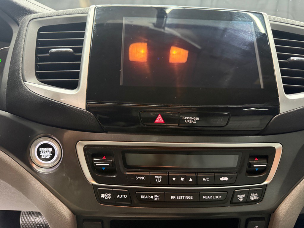 2018 Honda Pilot Image 11