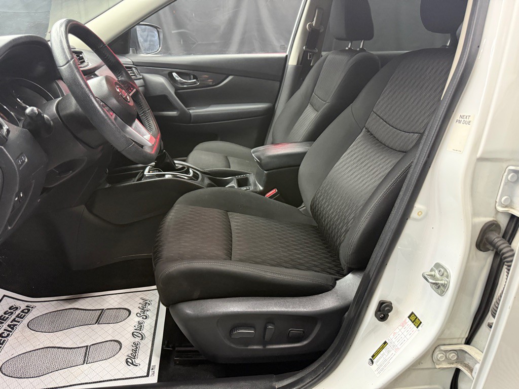 2019 Nissan Rogue Image 7