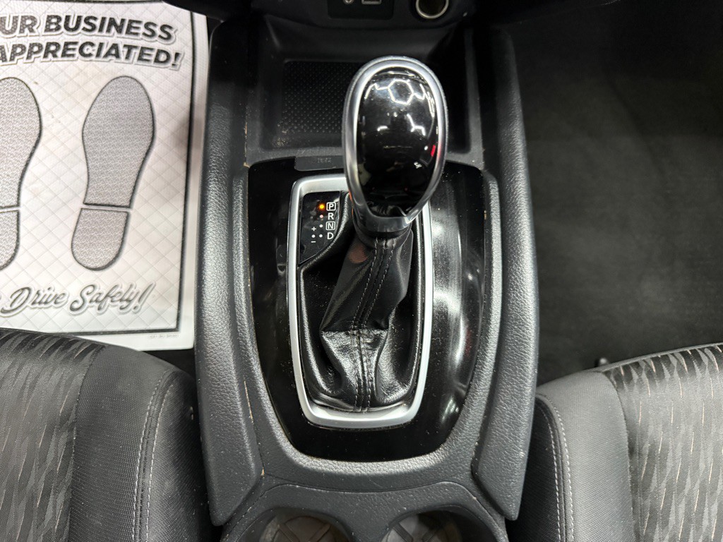 2019 Nissan Rogue Image 10