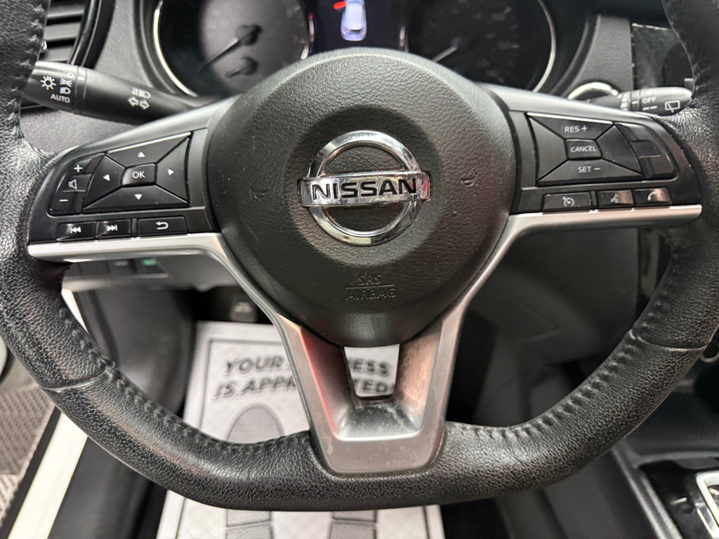 2019 Nissan Rogue Image 12