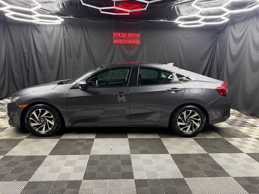 2017 Honda Civic Image 5