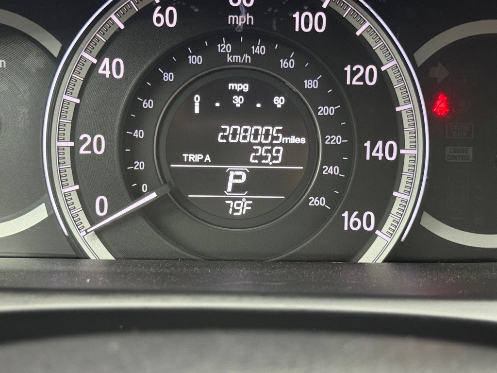 2017 Honda Accord Image 9