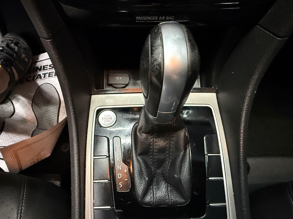 2020 Volkswagen Passat Image 9