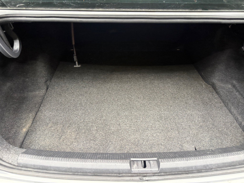 2020 Volkswagen Passat Image 15