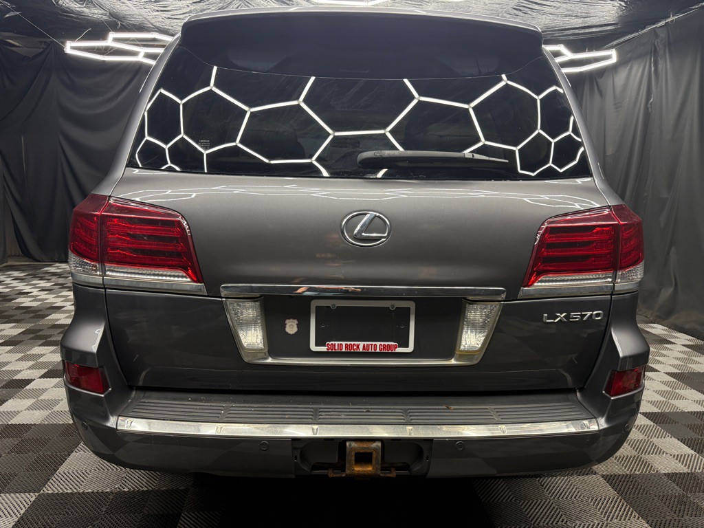 2013 Lexus LX Image 7