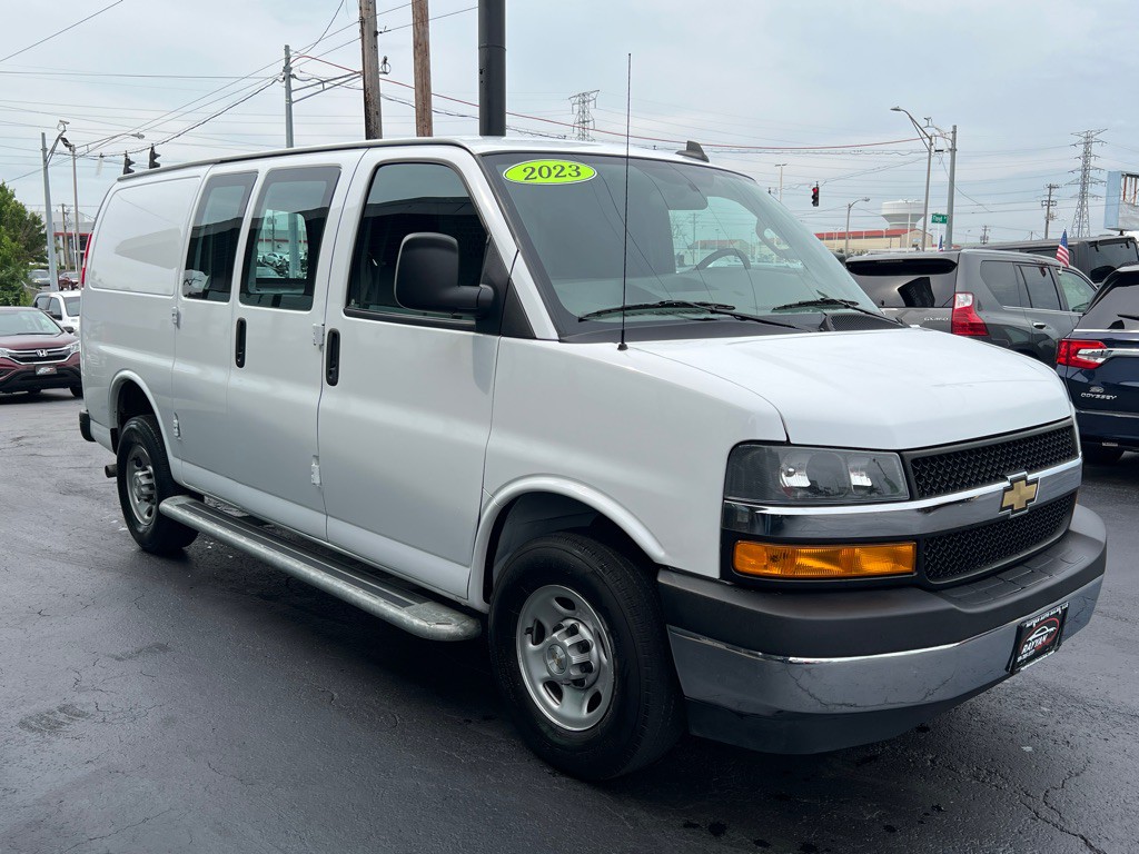2023 Chevrolet Express Image 3