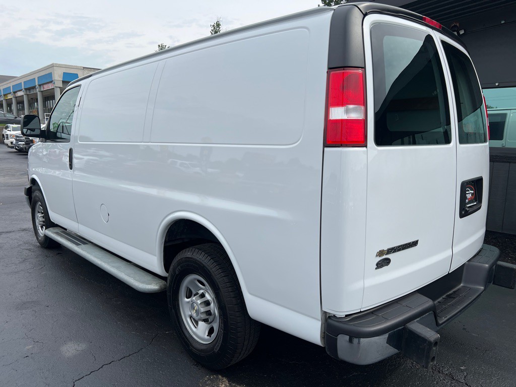 2023 Chevrolet Express Image 6