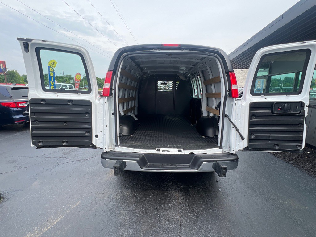 2023 Chevrolet Express Image 14