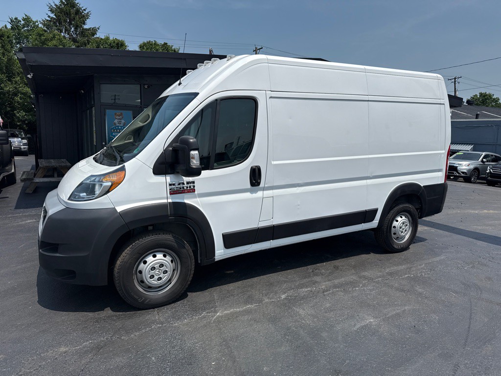 2021 RAM Promaster Image 2
