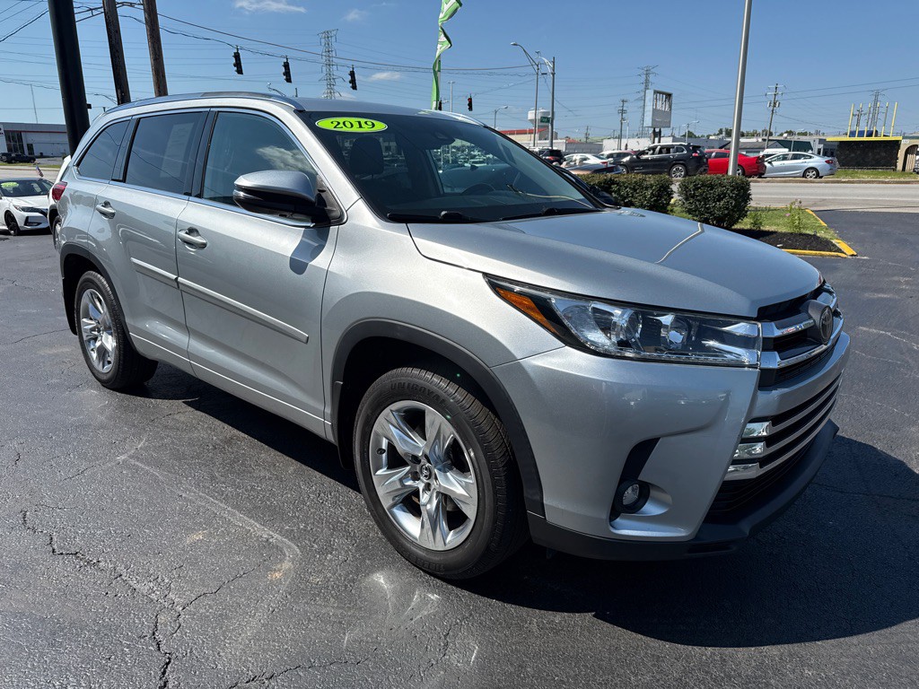 2019 Toyota Highlander Image 9