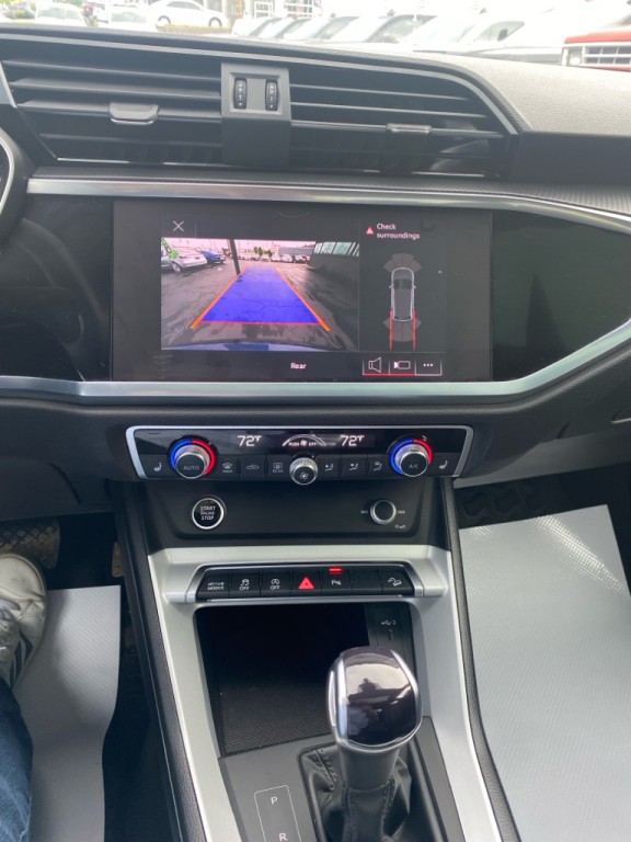 2022 Audi Q3 Image 23