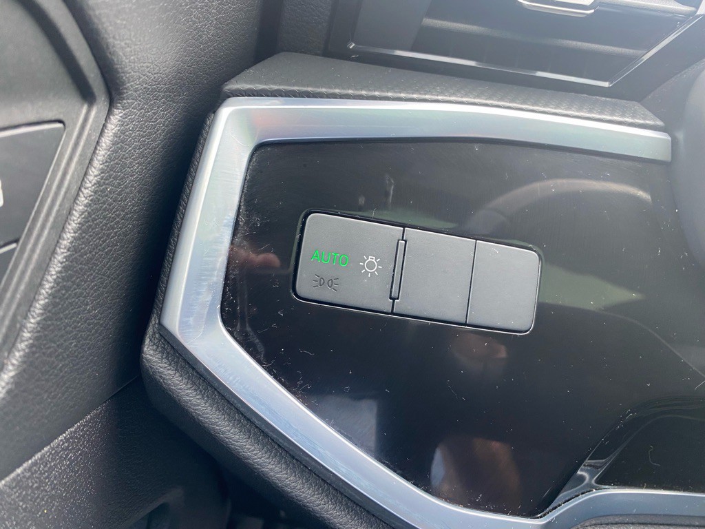 2022 Audi Q3 Image 28