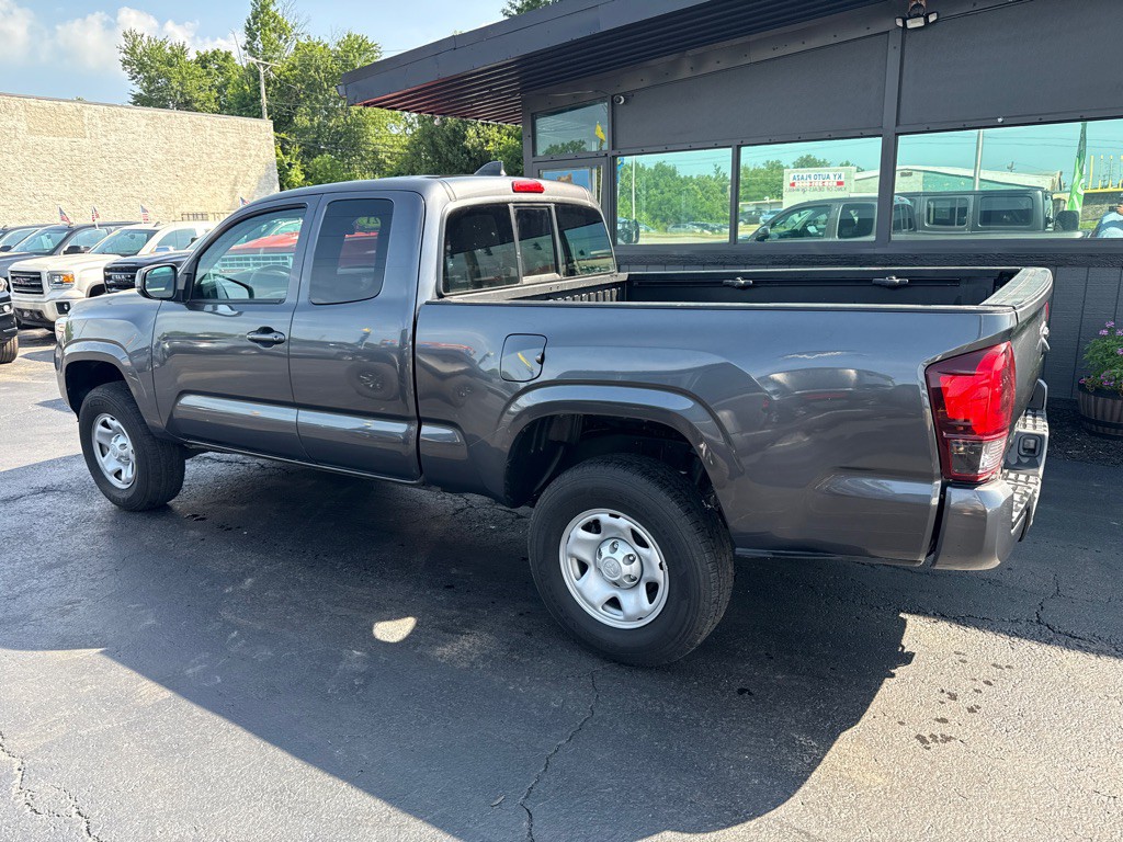 2021 Toyota Tacoma Image 3