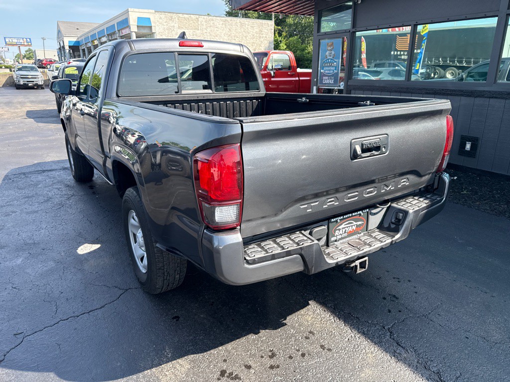 2021 Toyota Tacoma Image 4