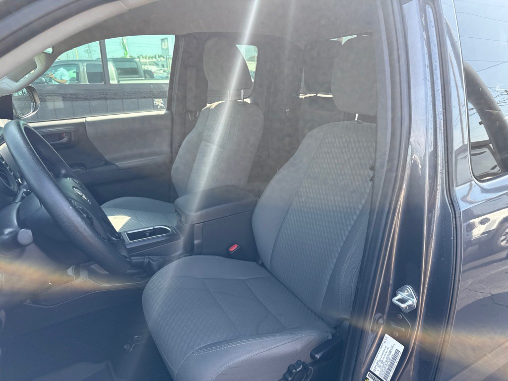 2021 Toyota Tacoma Image 12
