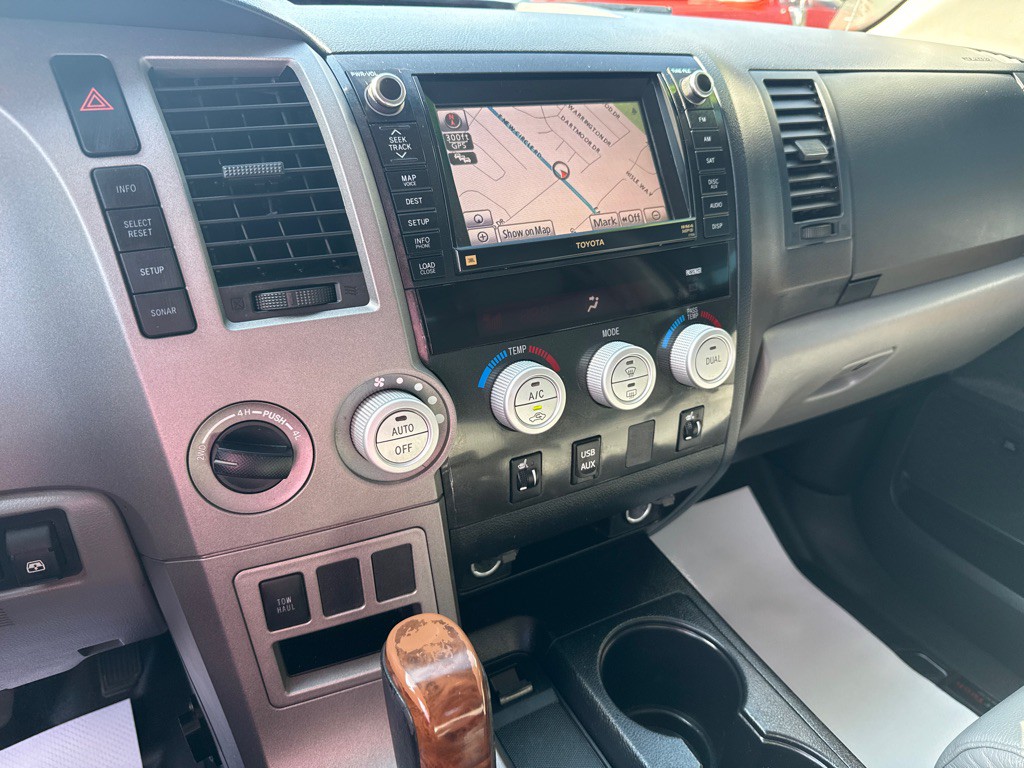 2013 Toyota Tundra Image 16