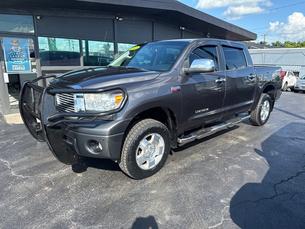 2013 Toyota Tundra Image 1