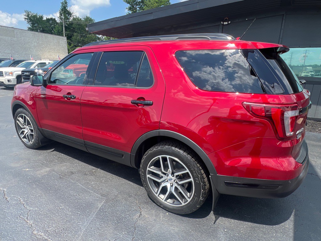 2018 Ford Explorer Image 4