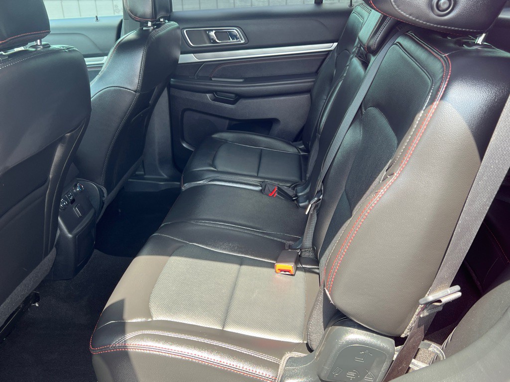 2018 Ford Explorer Image 7