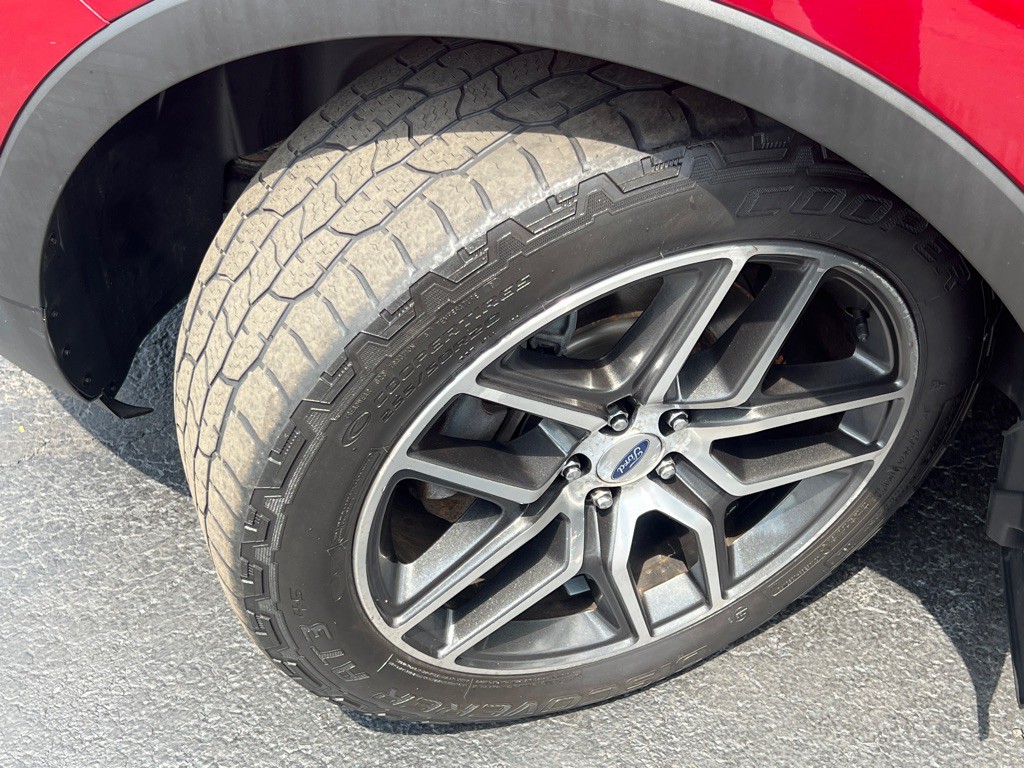2018 Ford Explorer Image 14
