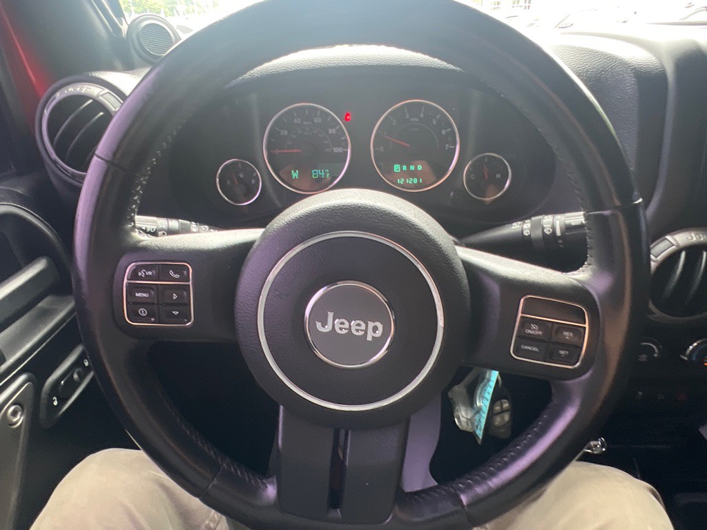 2012 Jeep Wrangler Unlimited Image 20