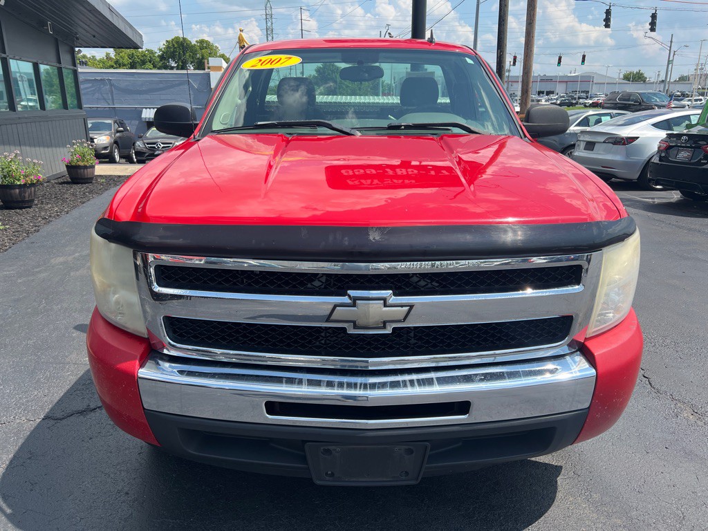 2007 Chevrolet Silverado 1500 Image 2