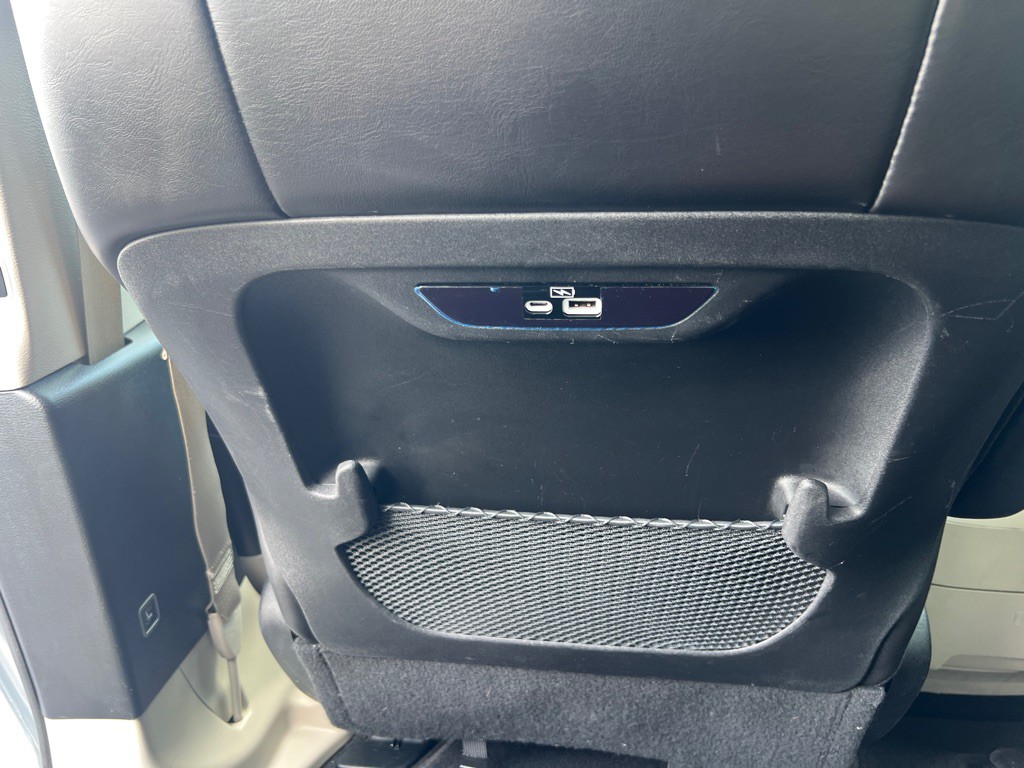 2023 Chrysler Pacifica Image 12