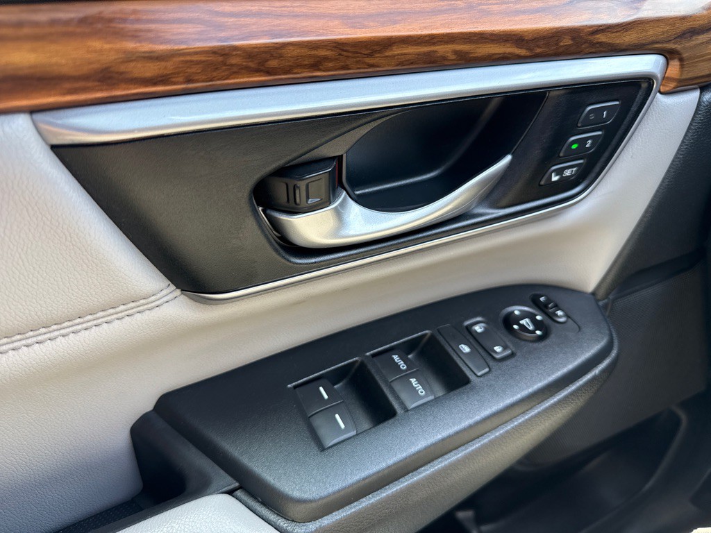 2017 Honda CR-V Image 23