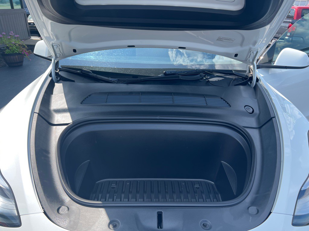 2022 Tesla Model Y Image 19